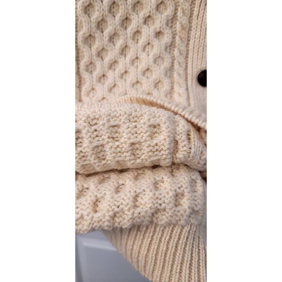 Irish 100% Wool Arancrafts Cream White Cable Knit Button Cardigan Sweater Sz. M - Picture 8 of 10